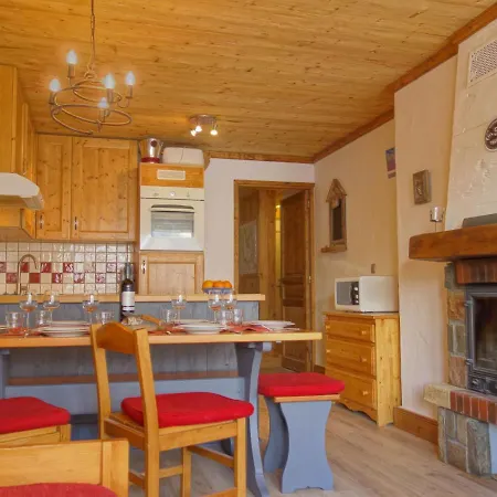 Apartment Le Grand Tichot A Et B - Val Claret-5 By Interhome